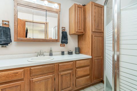 Tiny photo for 11700 S Springfield Avenue, Alsip, IL 60803 (MLS # 12522487)