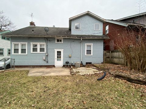 Tiny photo for 423 Auburn Street, Rockford, IL 61103 (MLS # 12598144)