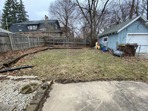 Tiny photo for 423 Auburn Street, Rockford, IL 61103 (MLS # 12598144)