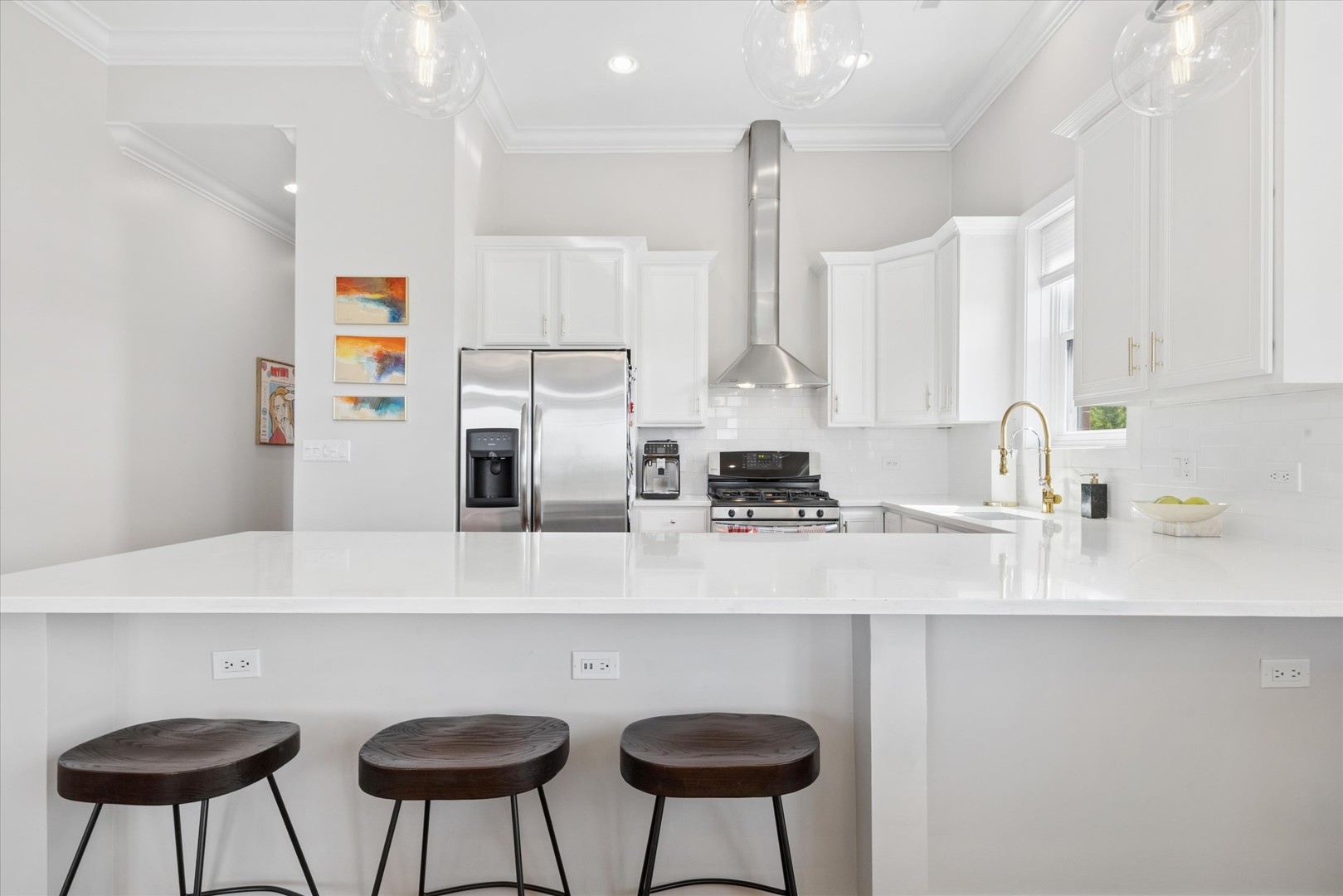 2212 W North Avenue 401