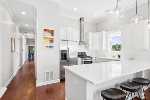 Tiny photo for 2212 W North Avenue #401, Chicago, IL 60647 (MLS # 12645035)