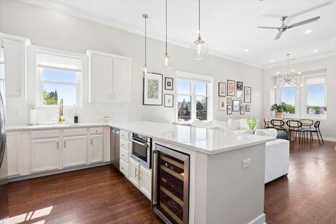 Tiny photo for 2212 W North Avenue #401, Chicago, IL 60647 (MLS # 12645035)