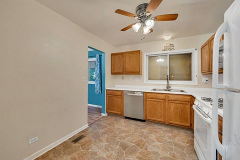 Tiny photo for 235 Capitol Drive, Bolingbrook, IL 60440 (MLS # 12429302)