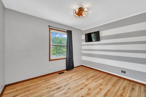 Tiny photo for 235 Capitol Drive, Bolingbrook, IL 60440 (MLS # 12429302)