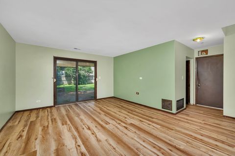 Tiny photo for 235 Capitol Drive, Bolingbrook, IL 60440 (MLS # 12429302)