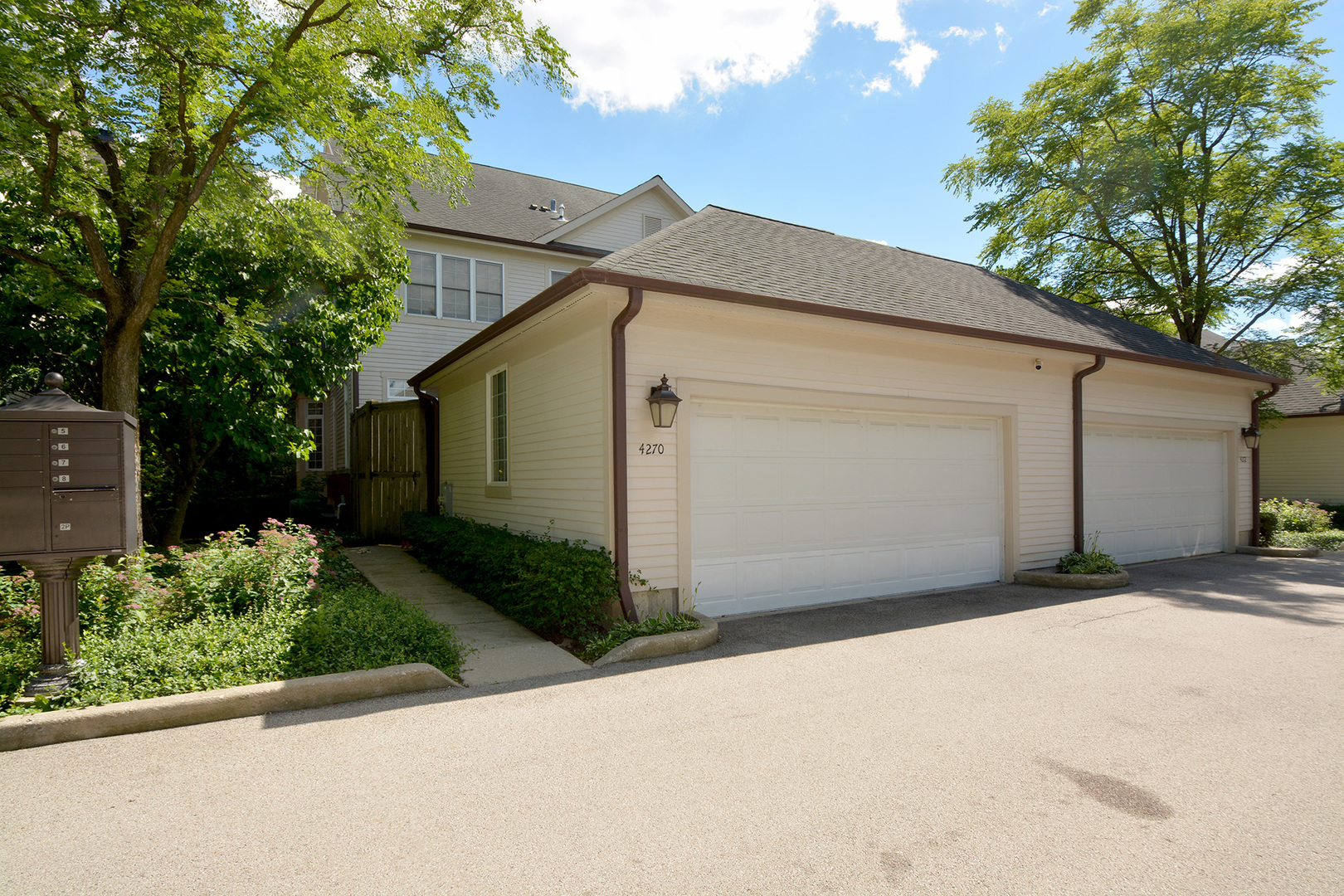 4270 Linden Tree Lane