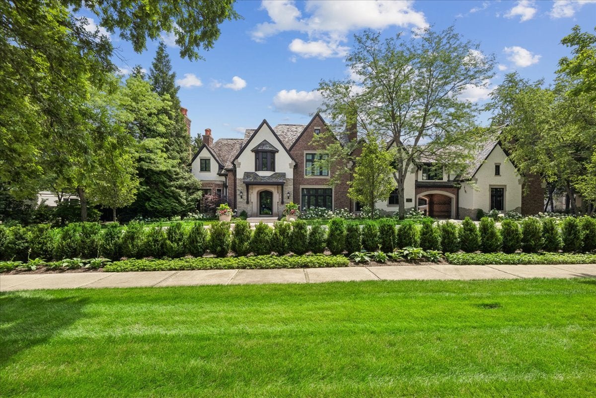 86 Prospect Avenue