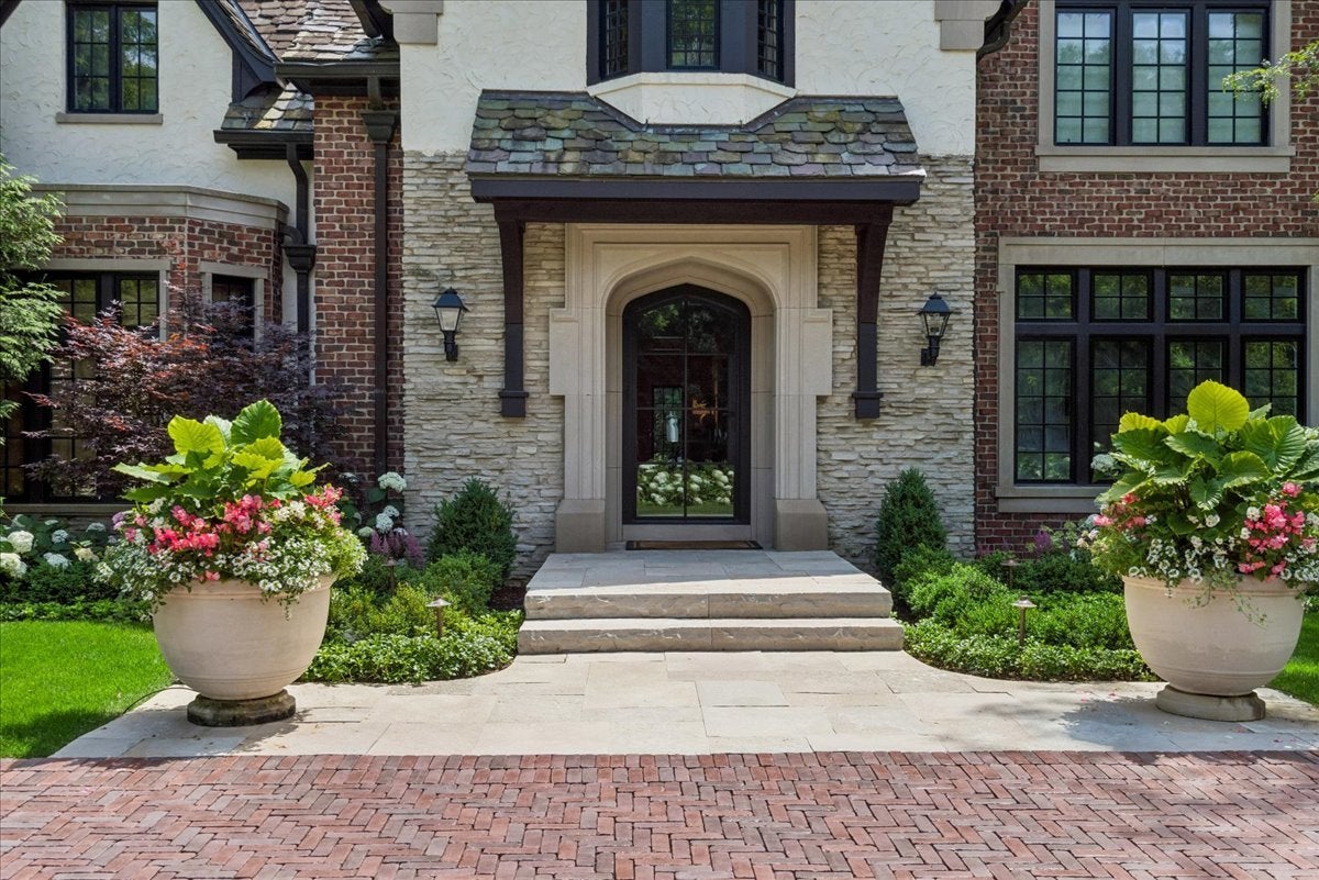 86 Prospect Avenue