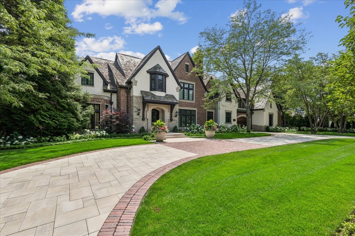 86 Prospect Avenue