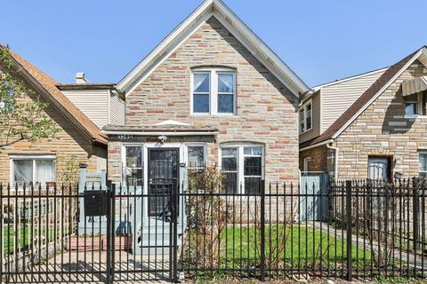Photo of 3346 W Iowa Street, Chicago, IL 60651 (MLS # 12614648)