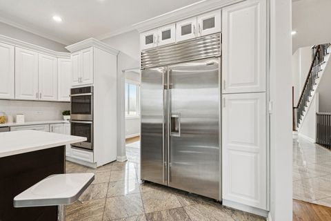 Tiny photo for 3300 W Albion Street, Lincolnwood, IL 60712 (MLS # 12595953)