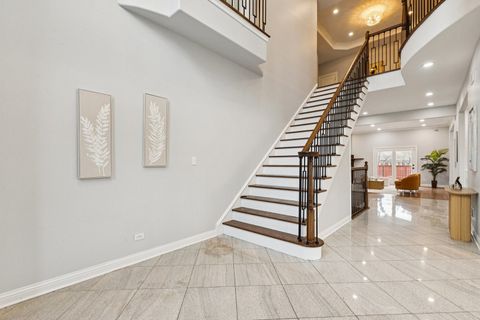 Tiny photo for 3300 W Albion Street, Lincolnwood, IL 60712 (MLS # 12595953)