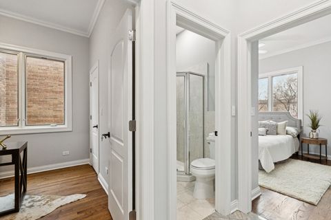 Tiny photo for 3300 W Albion Street, Lincolnwood, IL 60712 (MLS # 12595953)