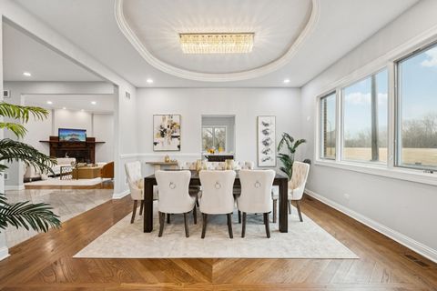 Tiny photo for 3300 W Albion Street, Lincolnwood, IL 60712 (MLS # 12595953)