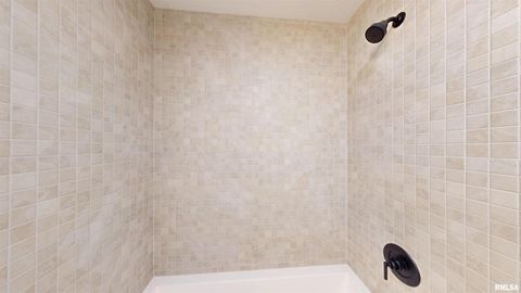 Tiny photo for 5922 BUTTERFIELD Court, Bettendorf, IA 52722 (MLS # QC4265804)