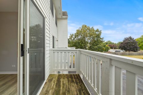 Tiny photo for 873 Essex Circle #873, Grayslake, IL 60030 (MLS # 12461946)