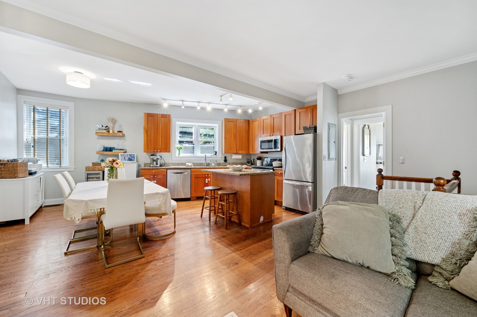2239.5 N Lincoln Avenue 1A