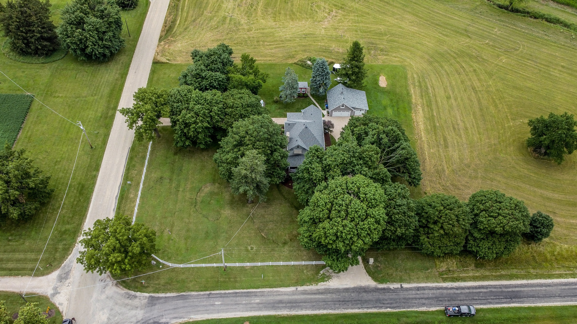 7961 CHICAGO Road