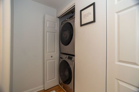 Tiny photo for 25 E SUPERIOR Street #705, Chicago, IL 60611 (MLS # 12589225)