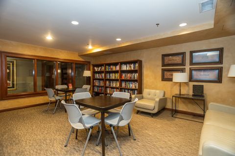Tiny photo for 25 E SUPERIOR Street #705, Chicago, IL 60611 (MLS # 12589225)