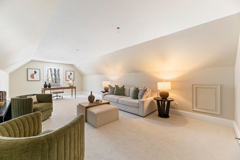 Tiny photo for 213 Northampton Lane, Lincolnshire, IL 60069 (MLS # 12553627)