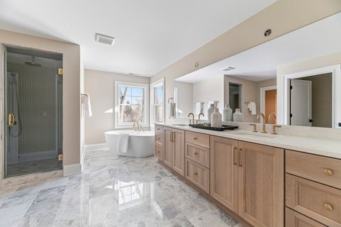 Tiny photo for 213 Northampton Lane, Lincolnshire, IL 60069 (MLS # 12553627)