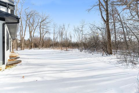 Tiny photo for 213 Northampton Lane, Lincolnshire, IL 60069 (MLS # 12553627)