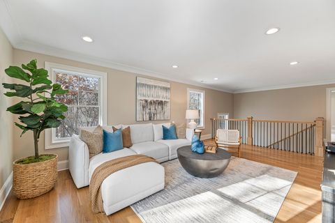 Tiny photo for 213 Northampton Lane, Lincolnshire, IL 60069 (MLS # 12553627)