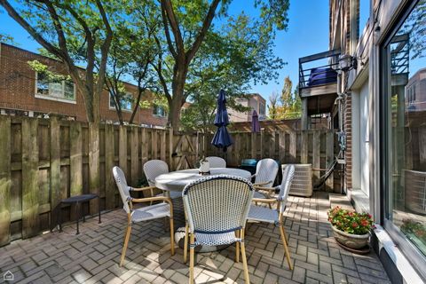 Tiny photo for 1812 N DAYTON Street, Chicago, IL 60614 (MLS # 12506012)