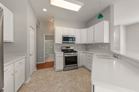Tiny photo for 16609 Buckner Pond Way, Crest Hill, IL 60403 (MLS # 12702730)
