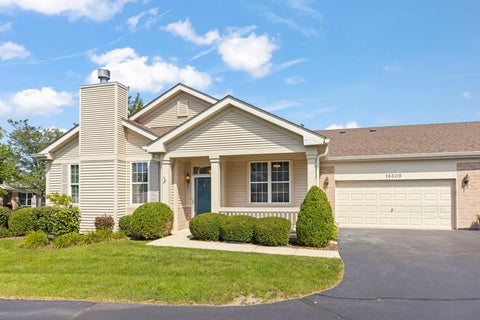 Tiny photo for 16609 Buckner Pond Way, Crest Hill, IL 60403 (MLS # 12702730)