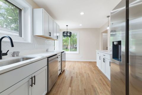 Tiny photo for 14505 Woodlawn Avenue, Dolton, IL 60419 (MLS # 12624646)