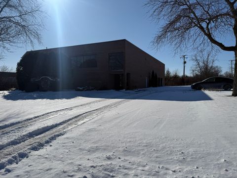 1881 Industrial Drive Libertyville IL 60048