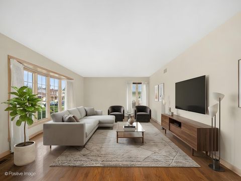 Tiny photo for 8335 Red Oak Lane, Orland Park, IL 60462 (MLS # 12611931)