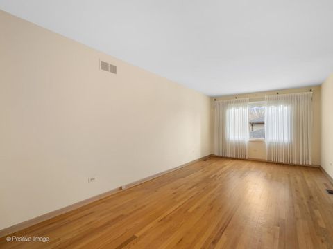 Tiny photo for 8335 Red Oak Lane, Orland Park, IL 60462 (MLS # 12611931)