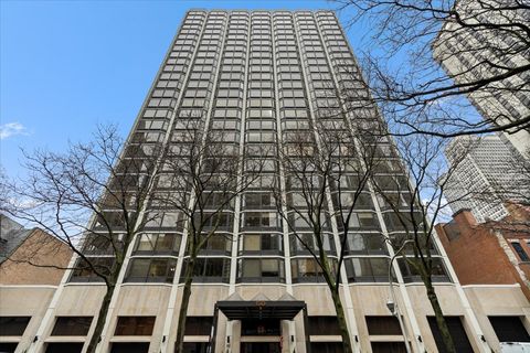 Photo of Chicago, IL 60611 (MLS # 12600891)