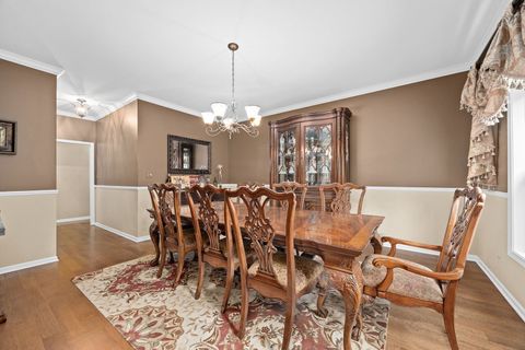 Tiny photo for 5454 Lee Avenue, Downers Grove, IL 60515 (MLS # 12619825)