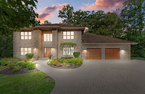 Tiny photo for 5454 Lee Avenue, Downers Grove, IL 60515 (MLS # 12619825)