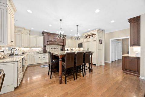 Tiny photo for 5454 Lee Avenue, Downers Grove, IL 60515 (MLS # 12619825)