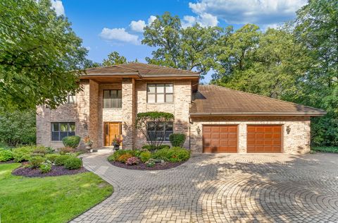 Tiny photo for 5454 Lee Avenue, Downers Grove, IL 60515 (MLS # 12619825)