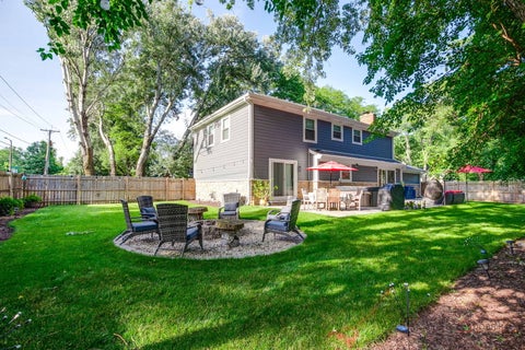 Tiny photo for 2759 Royal Drive, Northbrook, IL 60062 (MLS # 12792525)