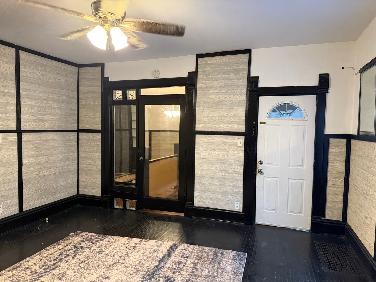 236 W Broadway