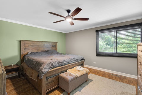 Tiny photo for 5 Oriole Court, Woodridge, IL 60517 (MLS # 12681407)