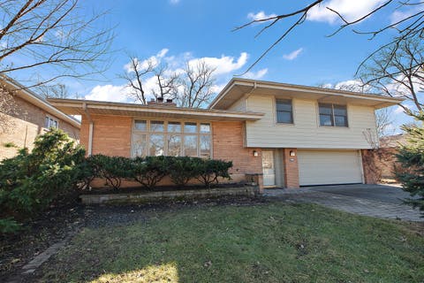 Photo of 2708 Hawthorne Lane, Flossmoor, IL 60422 (MLS # 12709057)