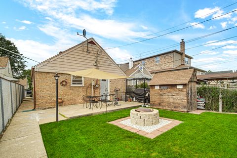 Tiny photo for 1707 N 35th Avenue, Stone Park, IL 60165 (MLS # 12493161)