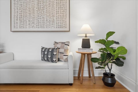 Tiny photo for 823 W Belle Plaine Avenue #3, Chicago, IL 60613 (MLS # 12762560)