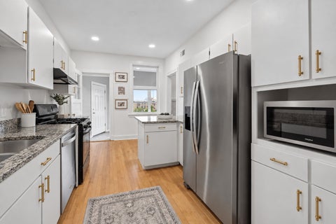 Tiny photo for 823 W Belle Plaine Avenue #3, Chicago, IL 60613 (MLS # 12762560)