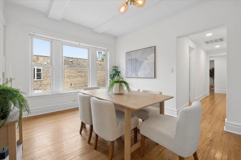 Tiny photo for 823 W Belle Plaine Avenue #3, Chicago, IL 60613 (MLS # 12762560)