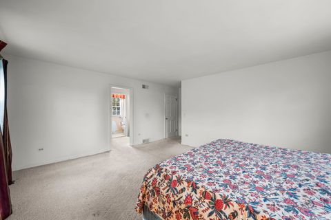 Tiny photo for 1402 N Harvard Avenue, Arlington Heights, IL 60004 (MLS # 12616510)