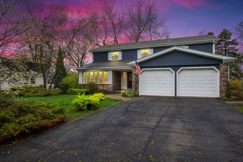 Tiny photo for 1402 N Harvard Avenue, Arlington Heights, IL 60004 (MLS # 12616510)